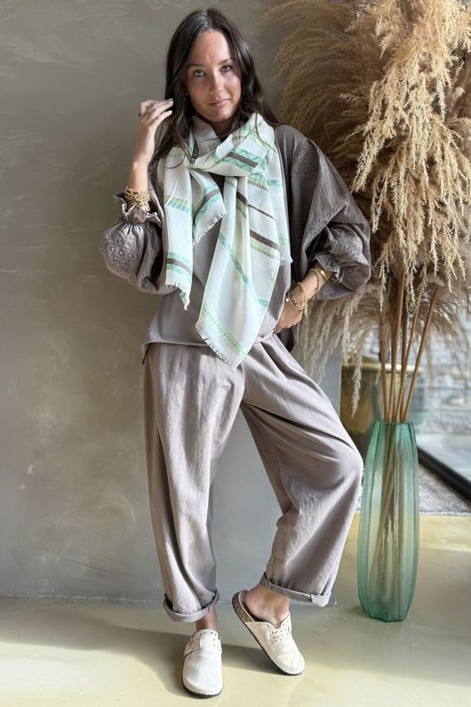 Atik Batwing Top Mocha - p